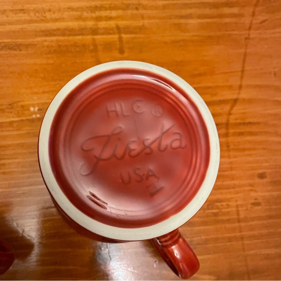 Set of Retired Paprika Fiestaware Mugs - Picture 6 of 6